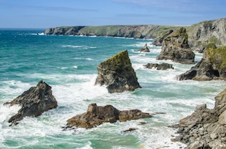 Choppy sea around the sea stacks at Bedruthan Steps